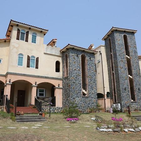 Miallet Pension Hongcheon Εξωτερικό φωτογραφία